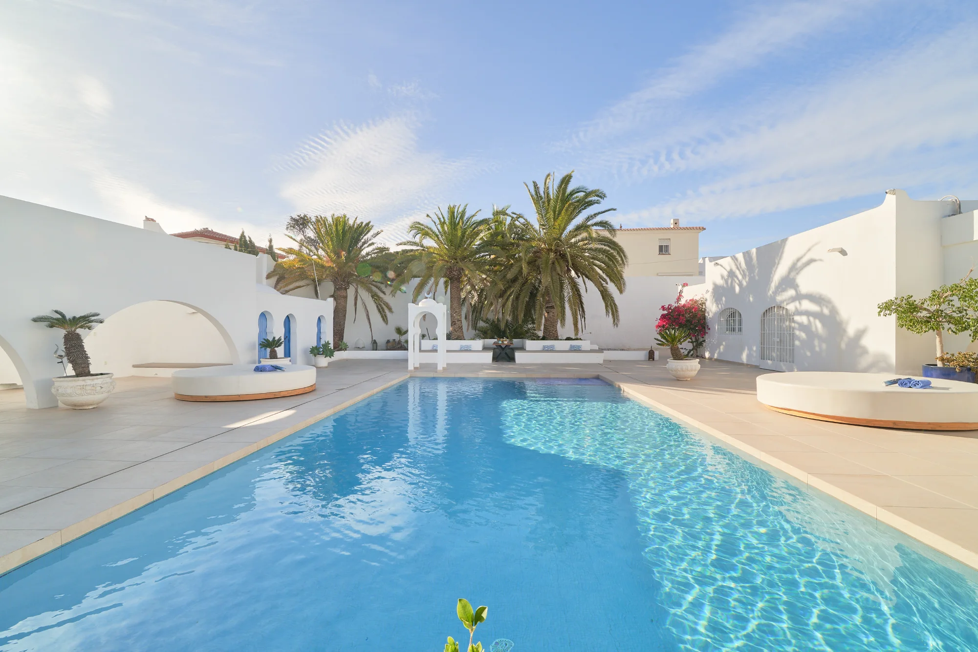 Reserva de apartamentos y eventos en torremolinos con mauresque experience 